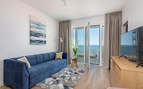 Bulwar Zachodzącego Słońca Apartment with Sea View Darłowo by Renters